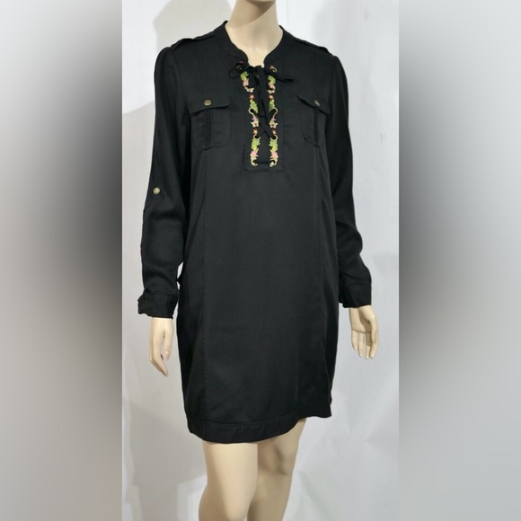 Chelsea & Theodore Dresses & Skirts - Chelsea & Theadore Elegant Black Dress with Embroidered Detail Women’s Size M‎